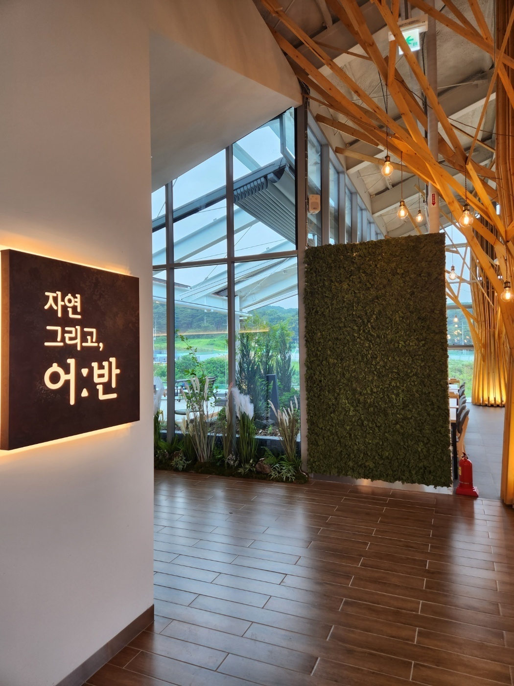 7566_copy_10641_2949947029_EYhcJCIX_3335605c157e6223226106f51fead64468afd08b.jpg 이미지크게보기